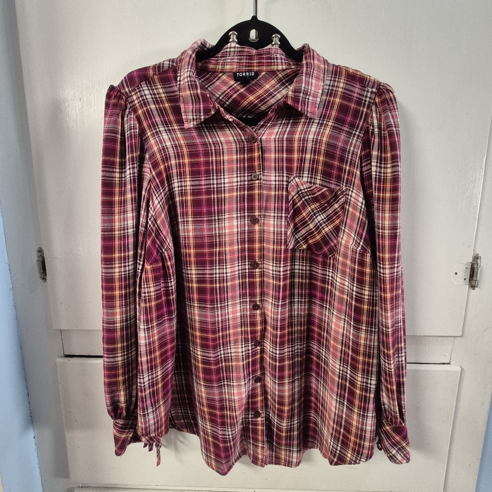 Torrid Womens Plus Size 2 2XL Colorful Plaid Button Up Shirt Braided Sleeve